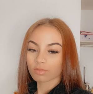 Meet your Posher, Carly